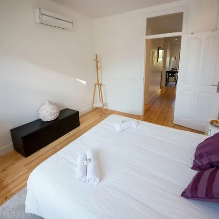 Queen's House Lapa, Boutique Apt 2 Bedrooms With Ac *