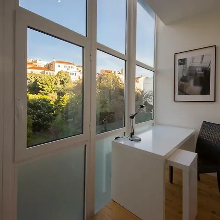 Queen's House Lapa, Boutique Apt 2 Bedrooms With Ac